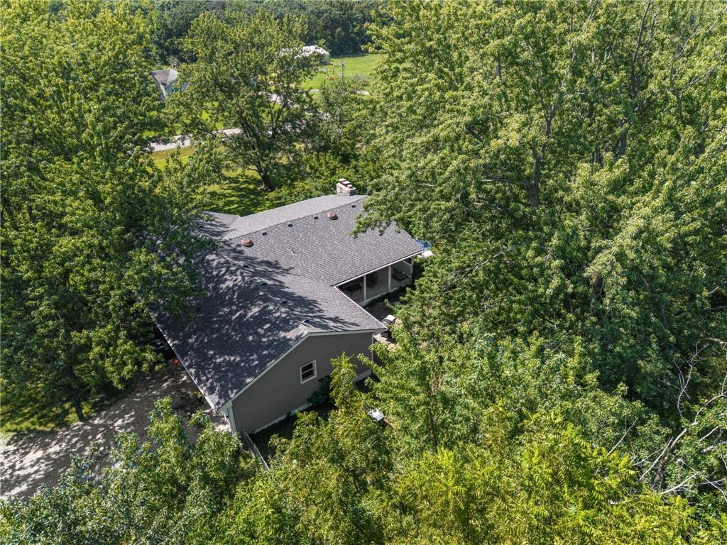 2392 Ne H Highway Property Photo 31
