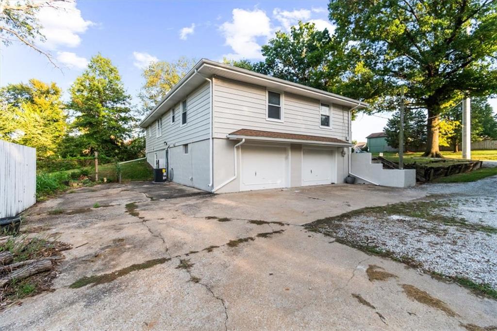 1605 Se M Aa Highway Property Photo 30