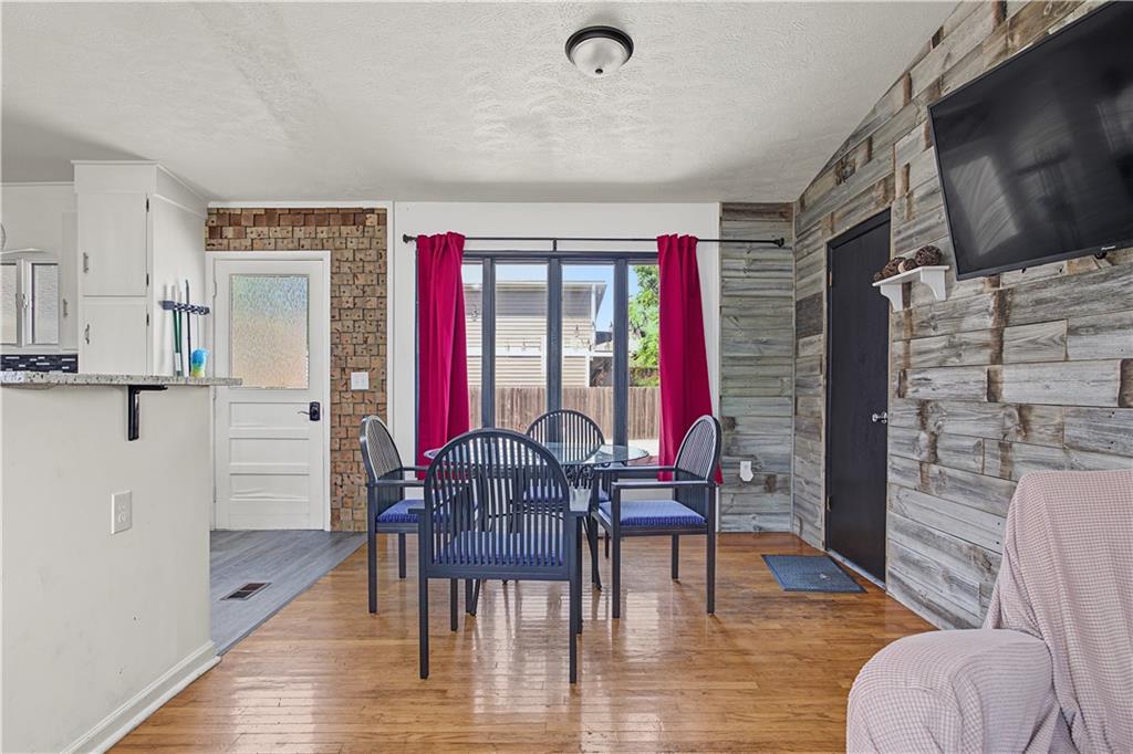 1103 Kasold Drive Property Photo 8