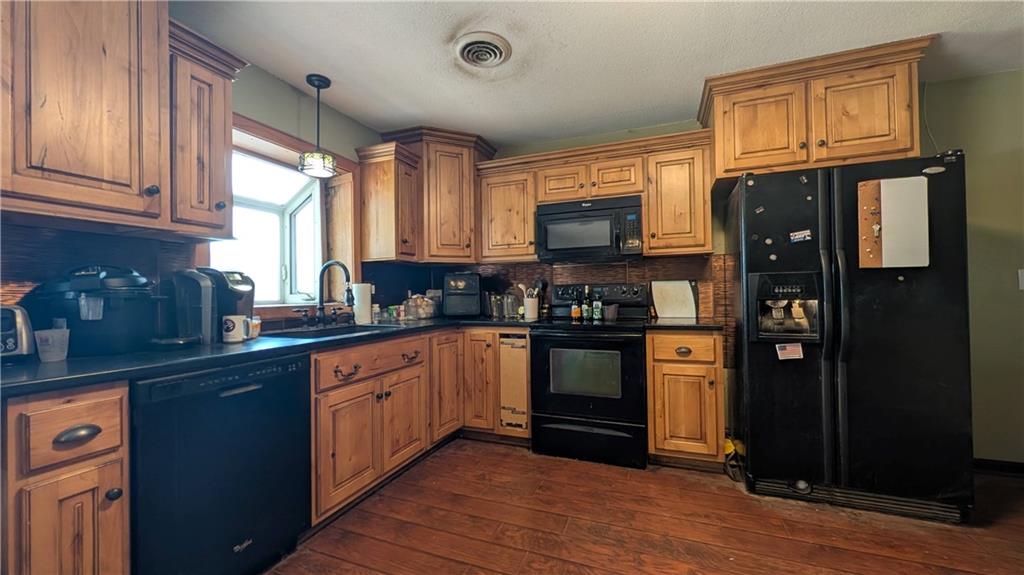 12101 Ne J Highway Property Photo 10