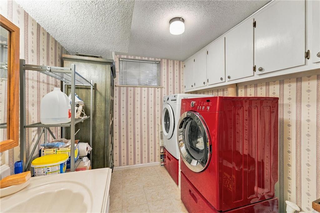 212 Hillcrest Road Property Photo 29