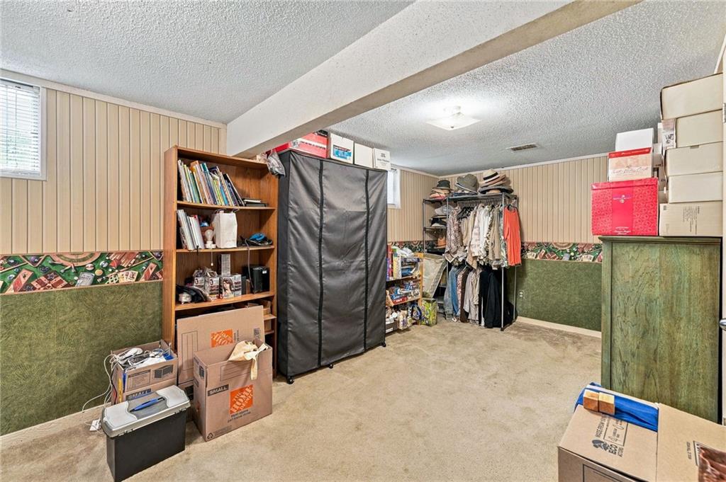 212 Hillcrest Road Property Photo 30