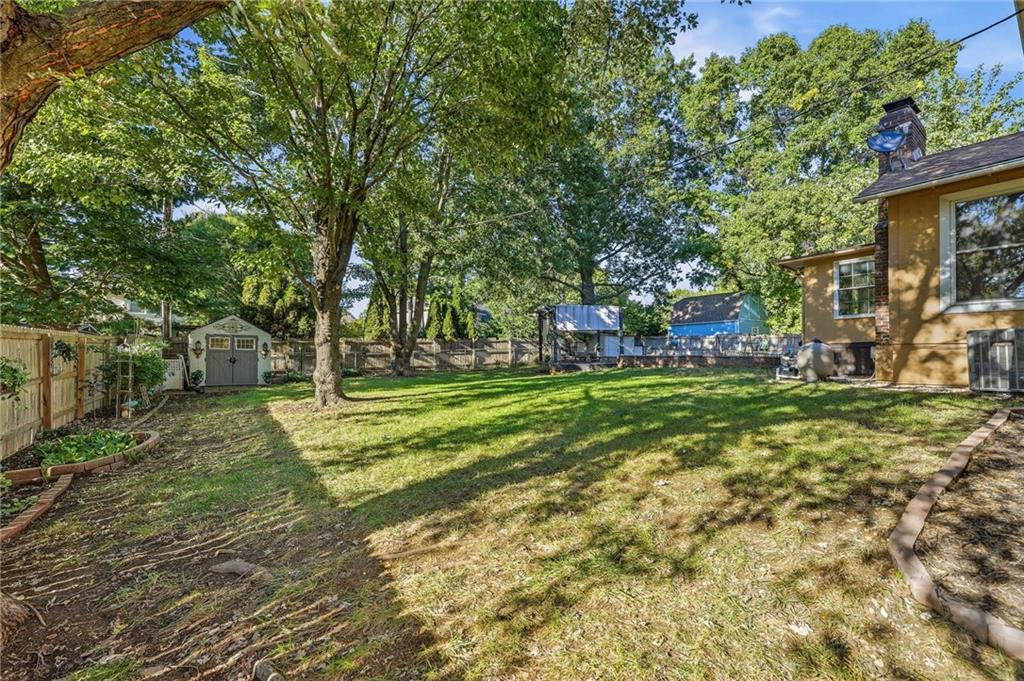 212 Hillcrest Road Property Photo 35