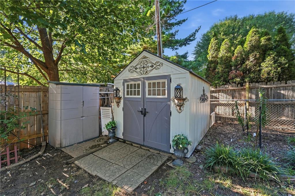 212 Hillcrest Road Property Photo 37