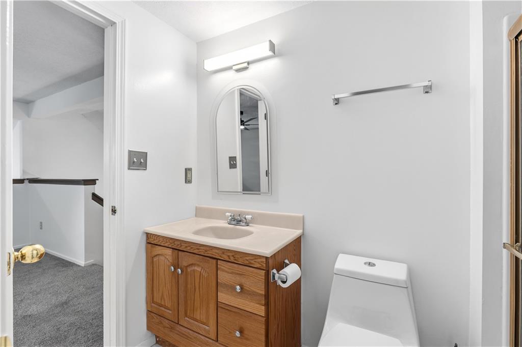 16901 E 49th Terrace Property Photo 31