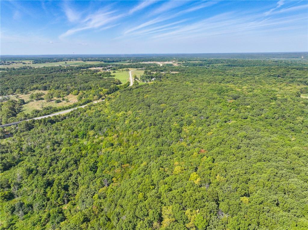 1855 Ne 655 Private Road Property Photo 29