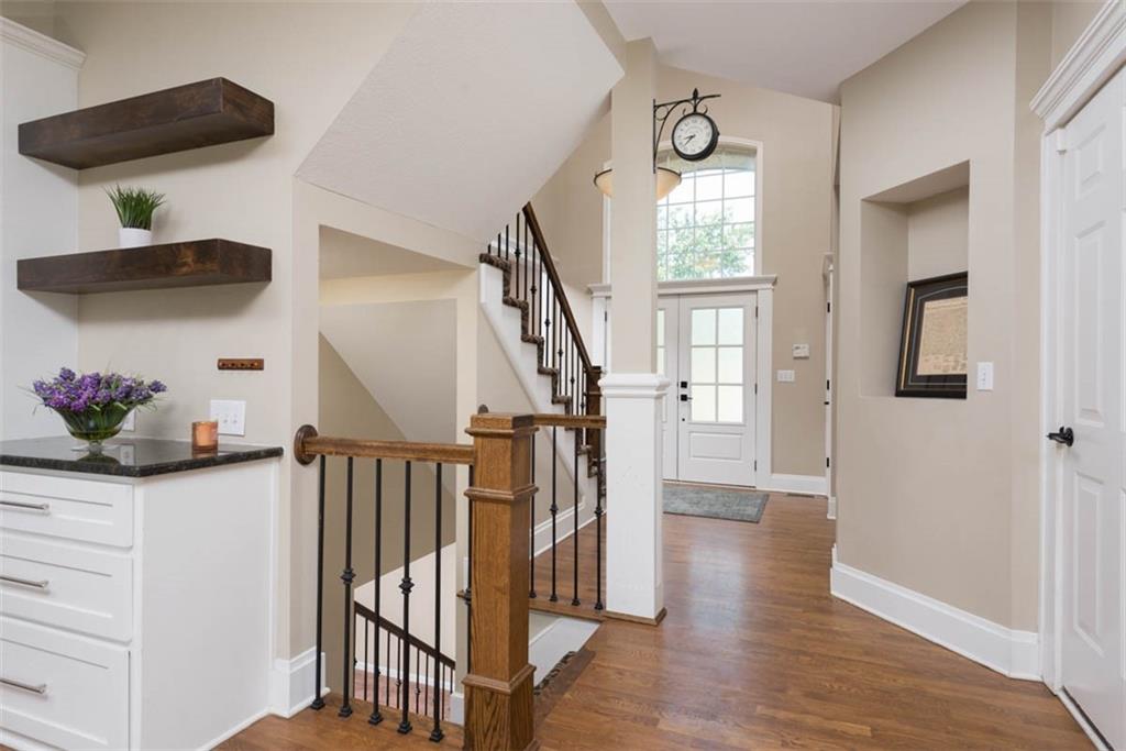 5913 Ne Coral Circle Property Photo 8