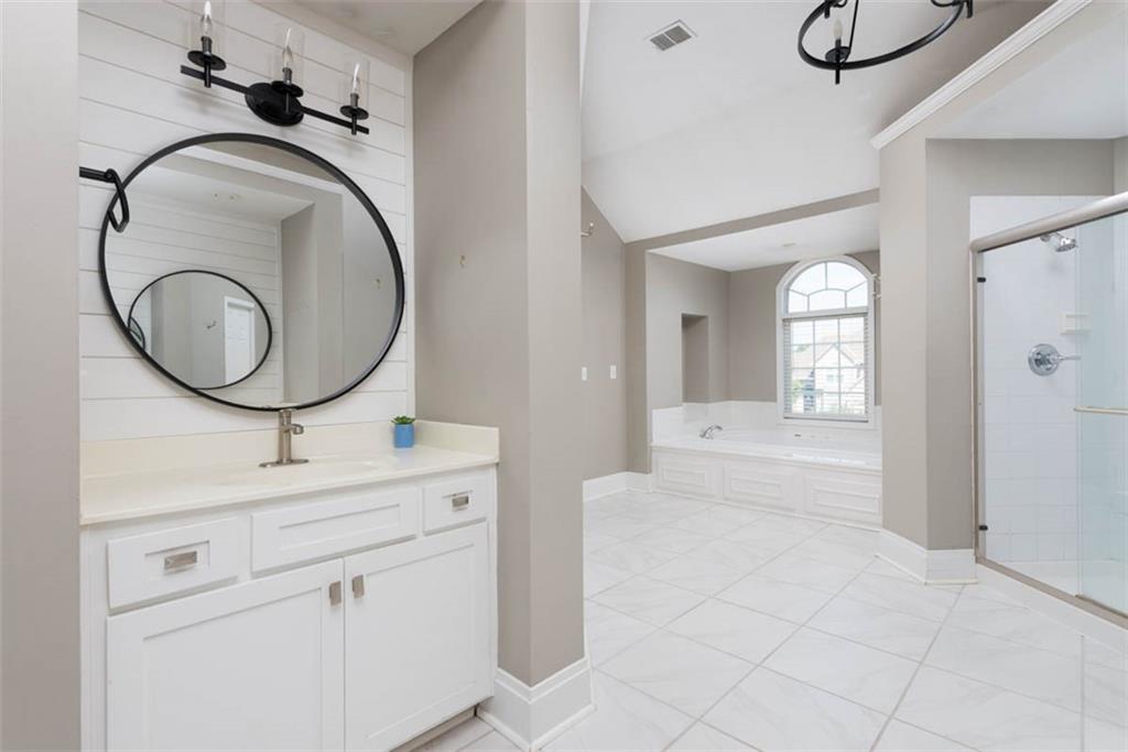 5913 Ne Coral Circle Property Photo 25