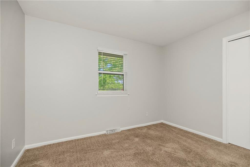 3116 N 84th Terrace Property Photo 14
