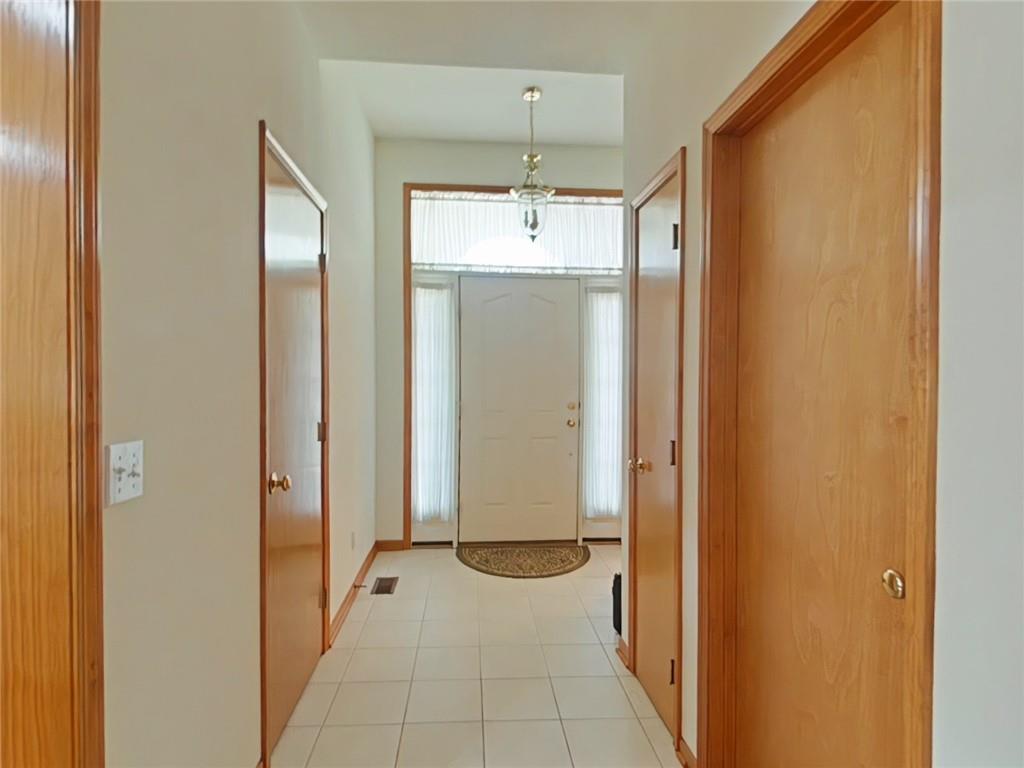 2901 Eastbrook Court Property Photo 2