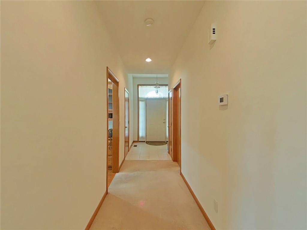 2901 Eastbrook Court Property Photo 3