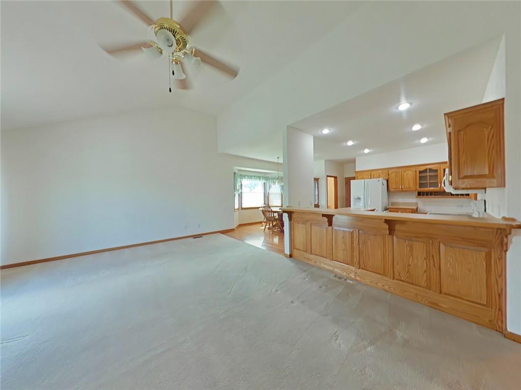 2901 Eastbrook Court Property Photo 4