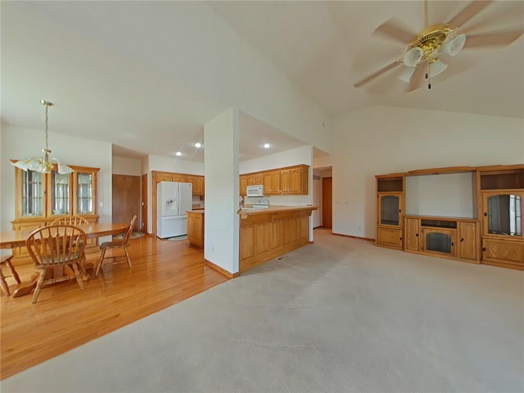 2901 Eastbrook Court Property Photo 5