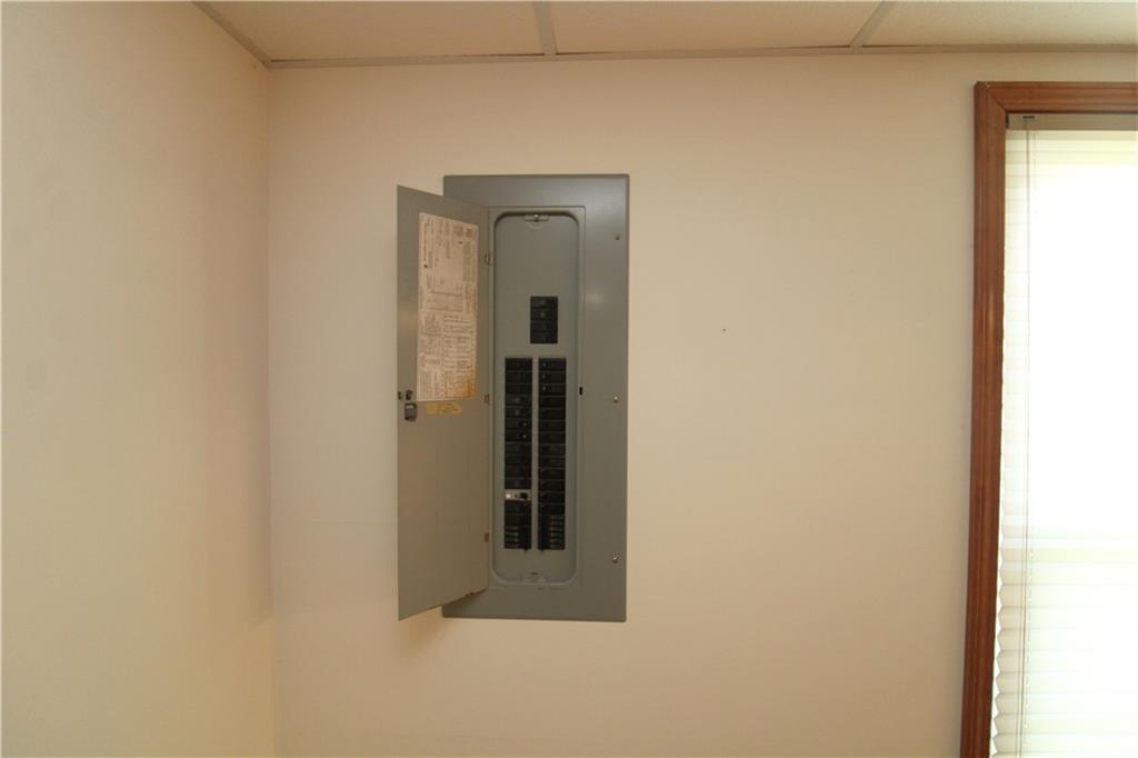 2901 Eastbrook Court Property Photo 18