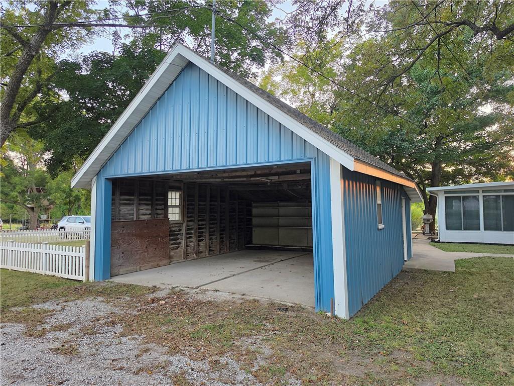 435 S Westgate Road Property Photo 10