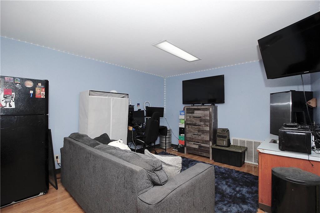 435 S Westgate Road Property Photo 35