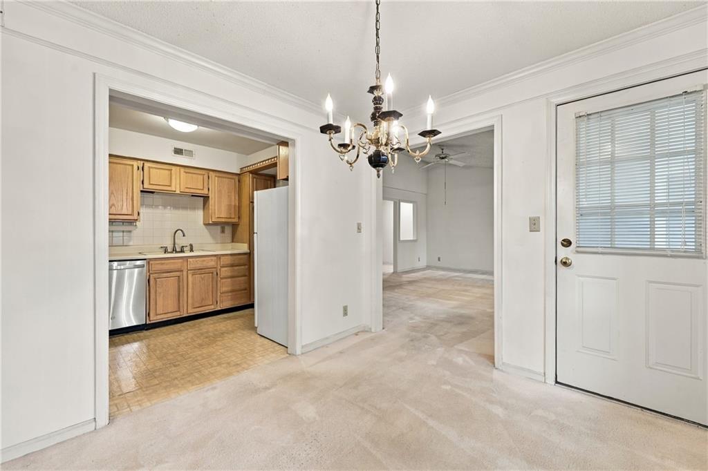 4017 S Crysler Avenue Property Photo 14