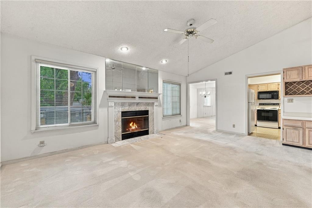 4017 S Crysler Avenue Property Photo 16