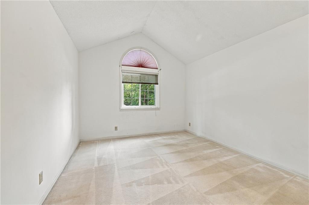 4017 S Crysler Avenue Property Photo 25