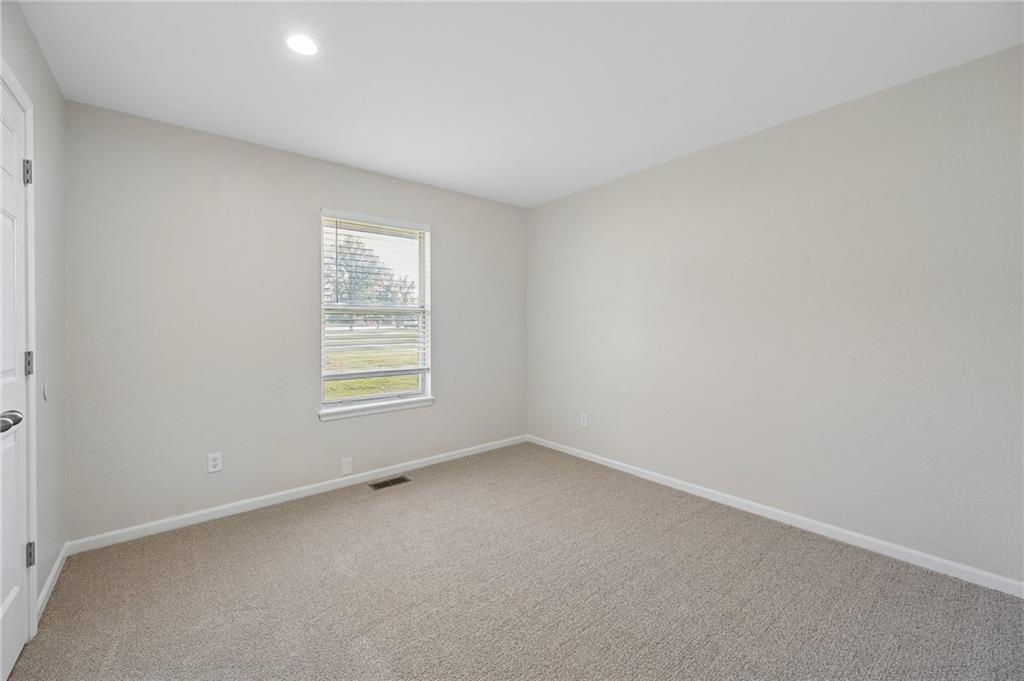 836-38 Walker Court Property Photo 12