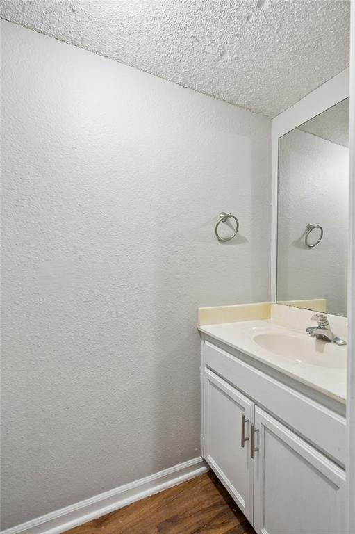 836-38 Walker Court Property Photo 24