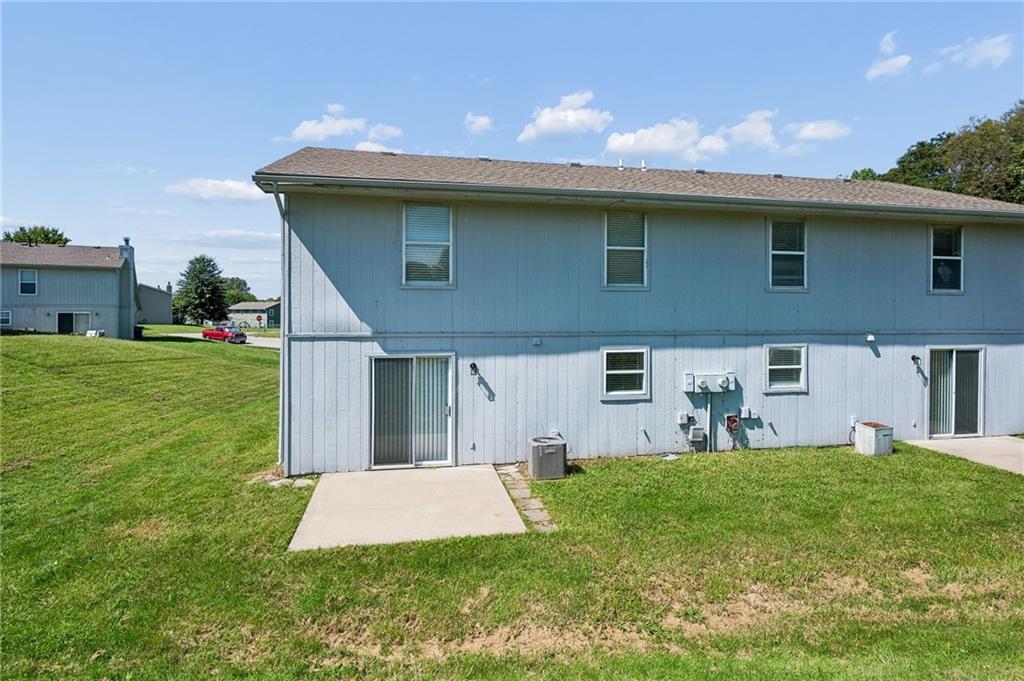 836-38 Walker Court Property Photo 33