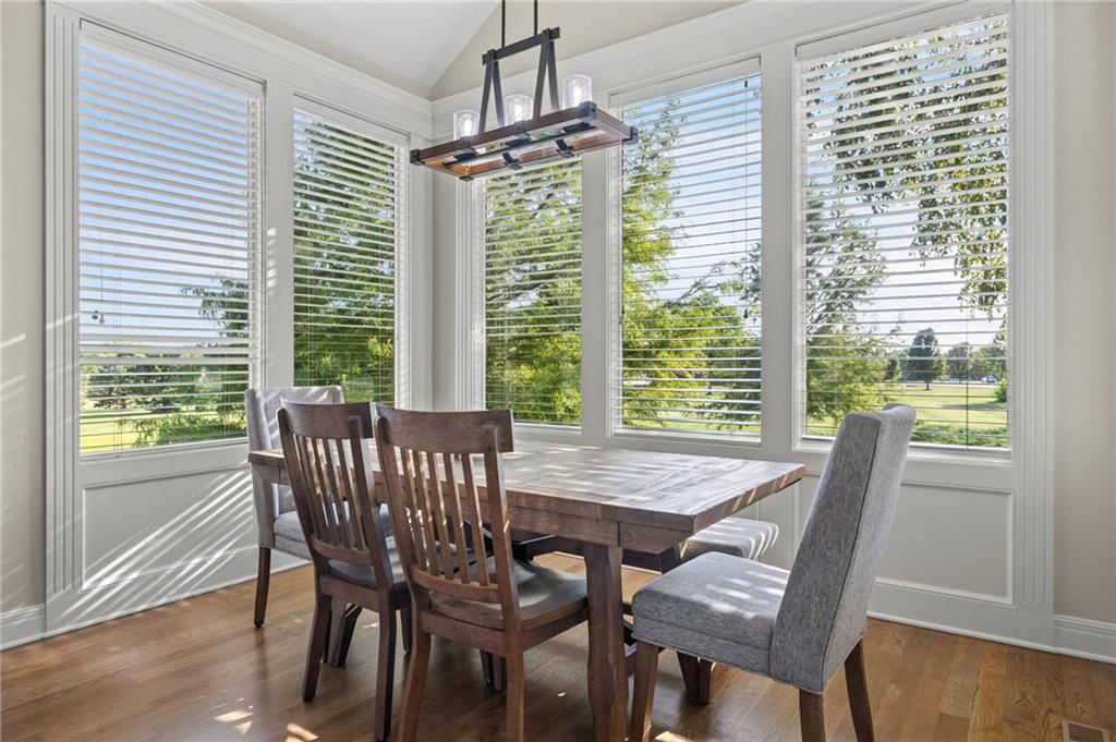 18101 Sunset Drive Property Photo 19