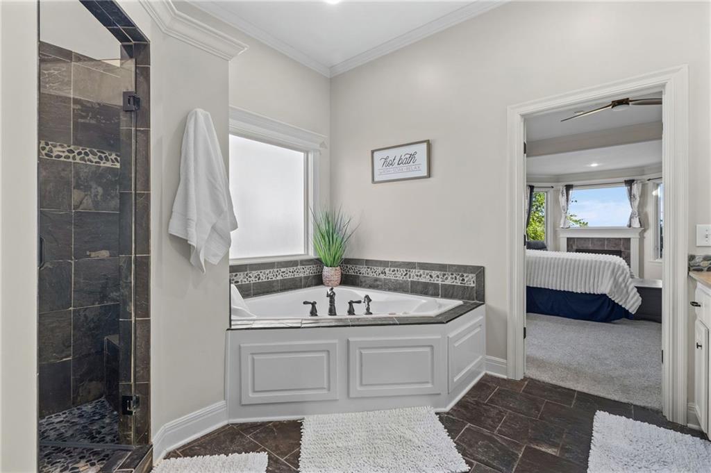 18101 Sunset Drive Property Photo 27