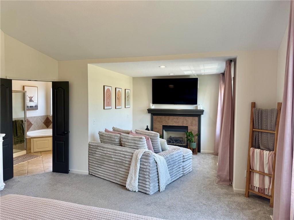 112 S Westglen Drive Property Photo 20