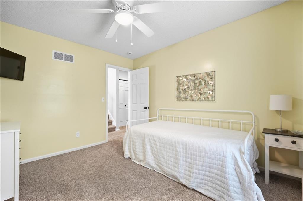 1221 Se Meridian Drive Property Photo 24