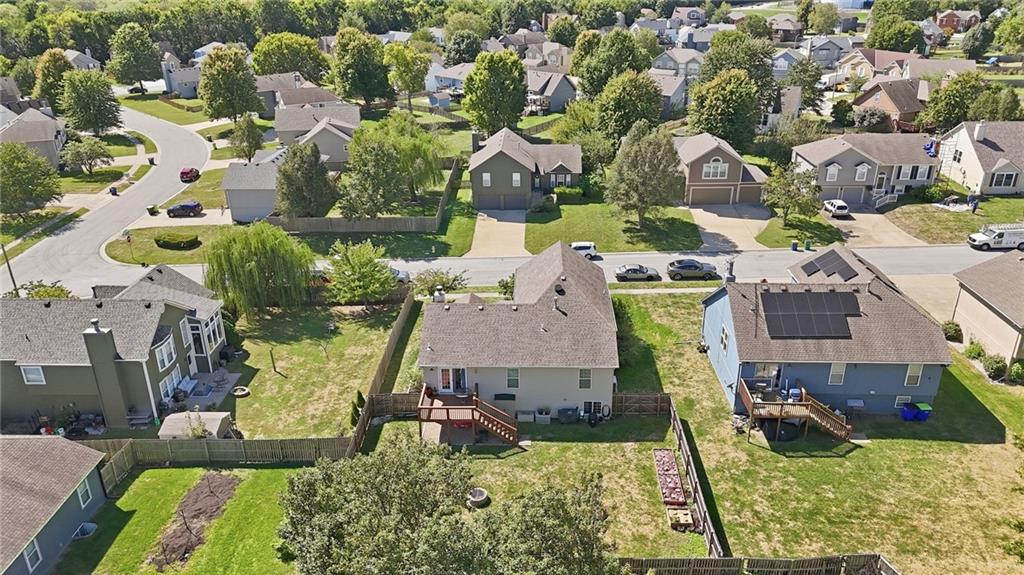 1221 Se Meridian Drive Property Photo 46