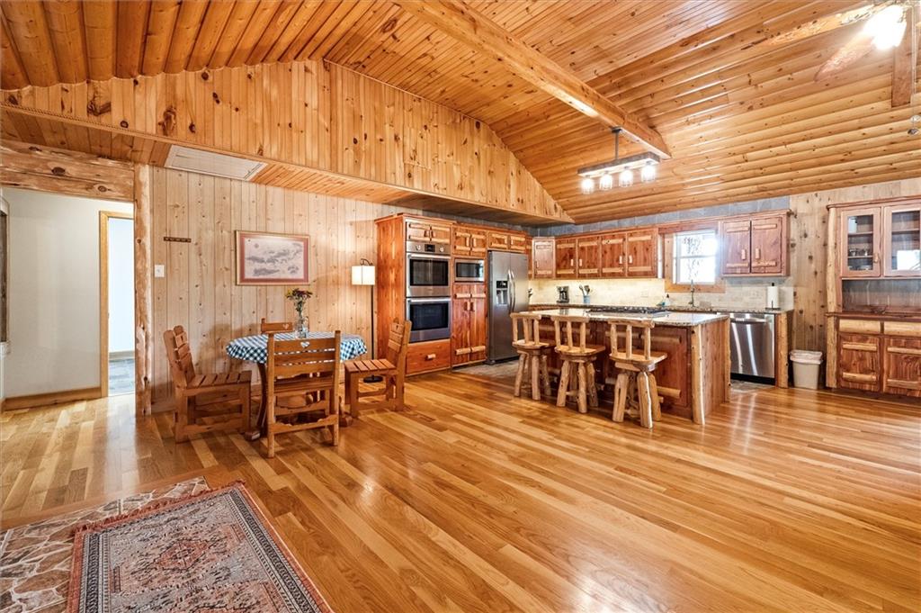 28060 Uncle Bob Avenue Property Photo 8