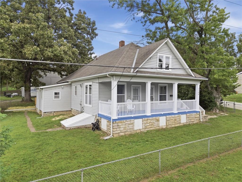 1300 Kearney Road Property Photo 1