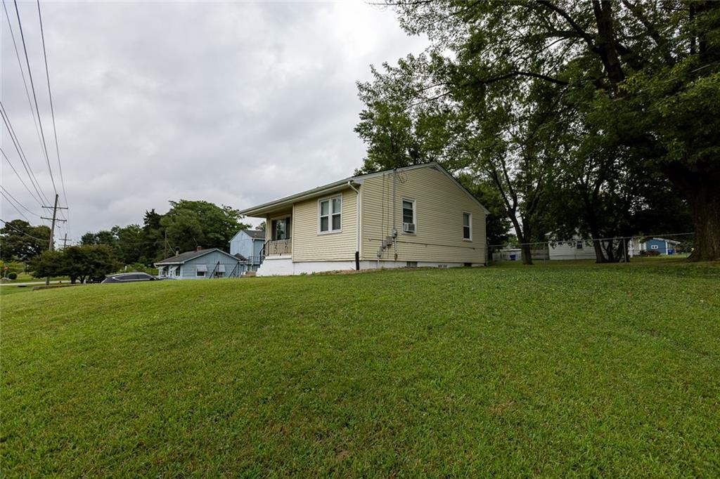 1405 Ne 72 Street Property Photo 9