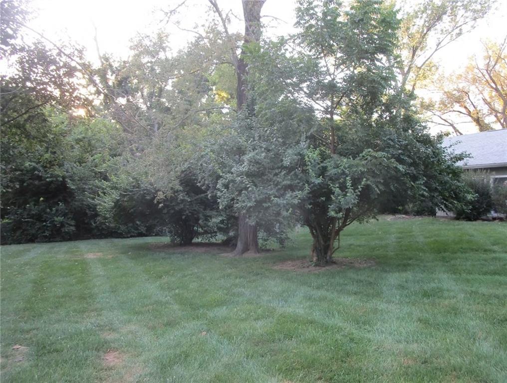 3906 Lakeview Drive Property Photo 23