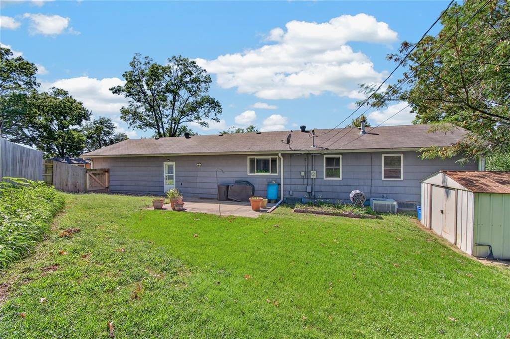 11415 Myrtle Avenue Property Photo 10