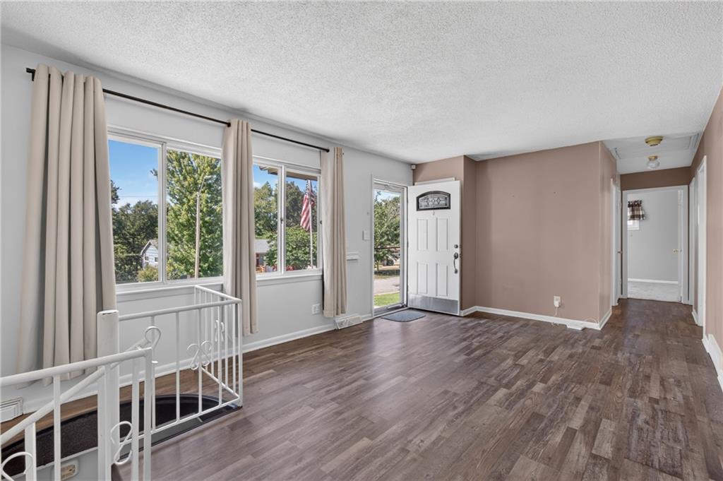11415 Myrtle Avenue Property Photo 17