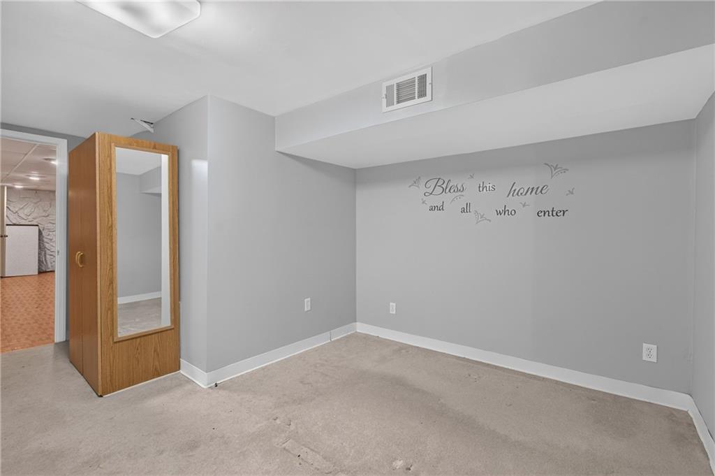 11415 Myrtle Avenue Property Photo 29