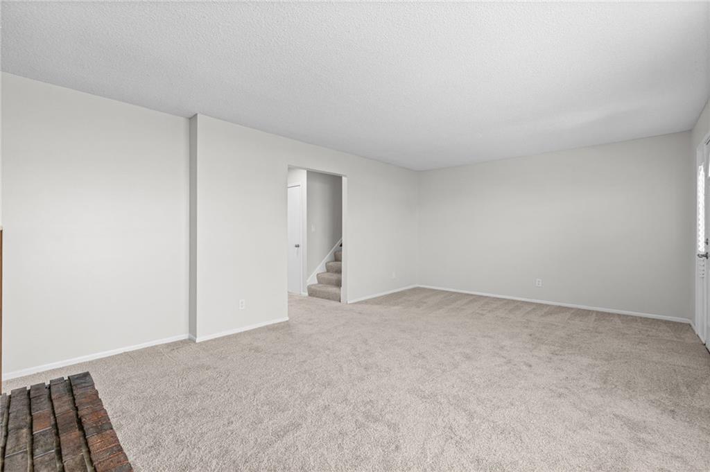 6500 E 128th Street Property Photo 4