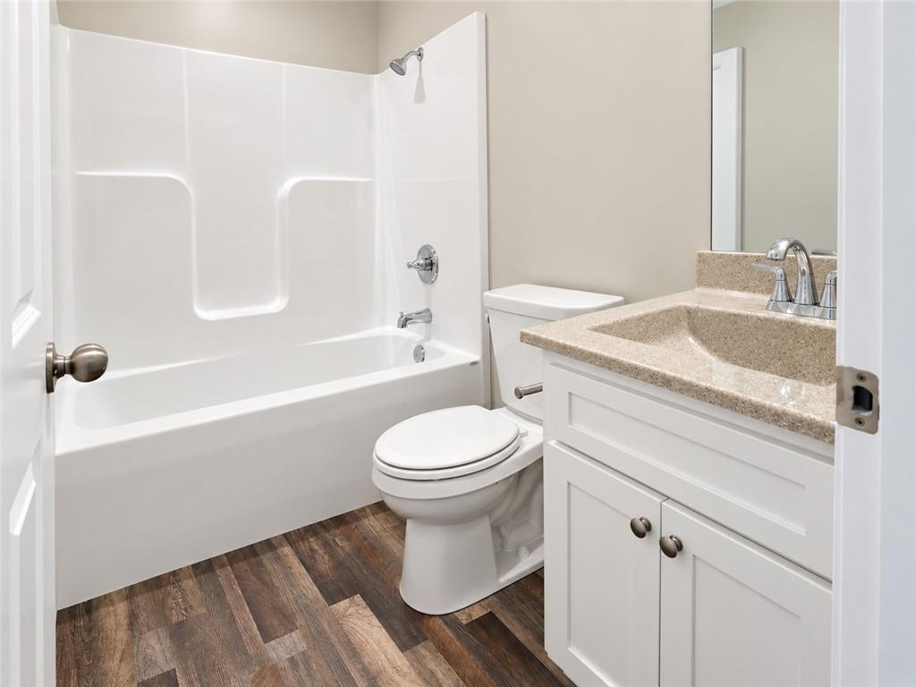 618 N Cedar Street Property Photo 11
