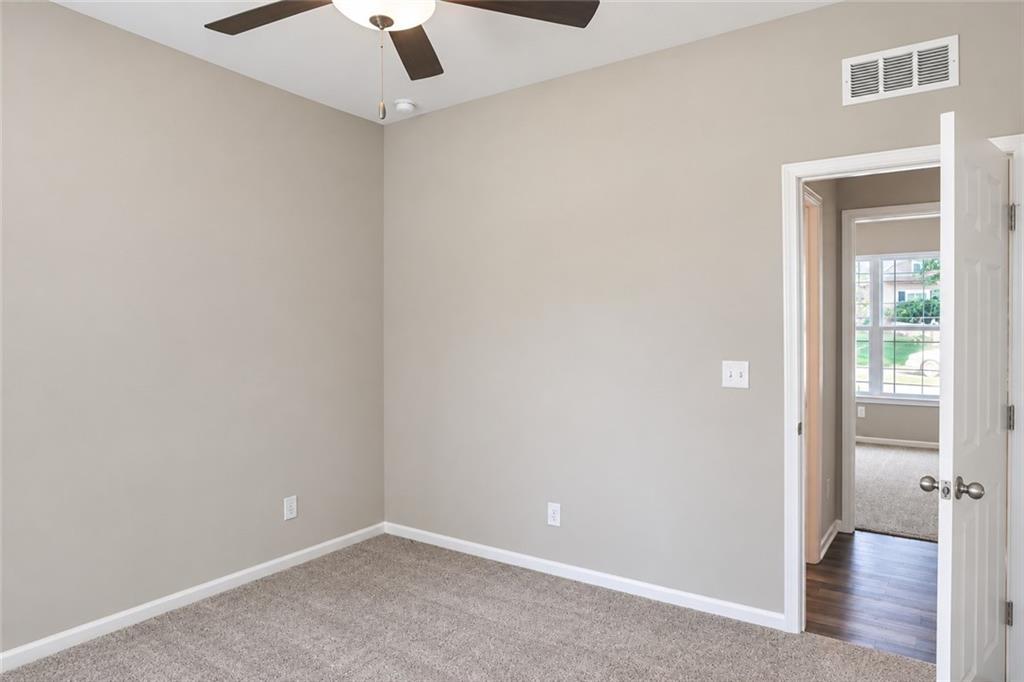 618 N Cedar Street Property Photo 15