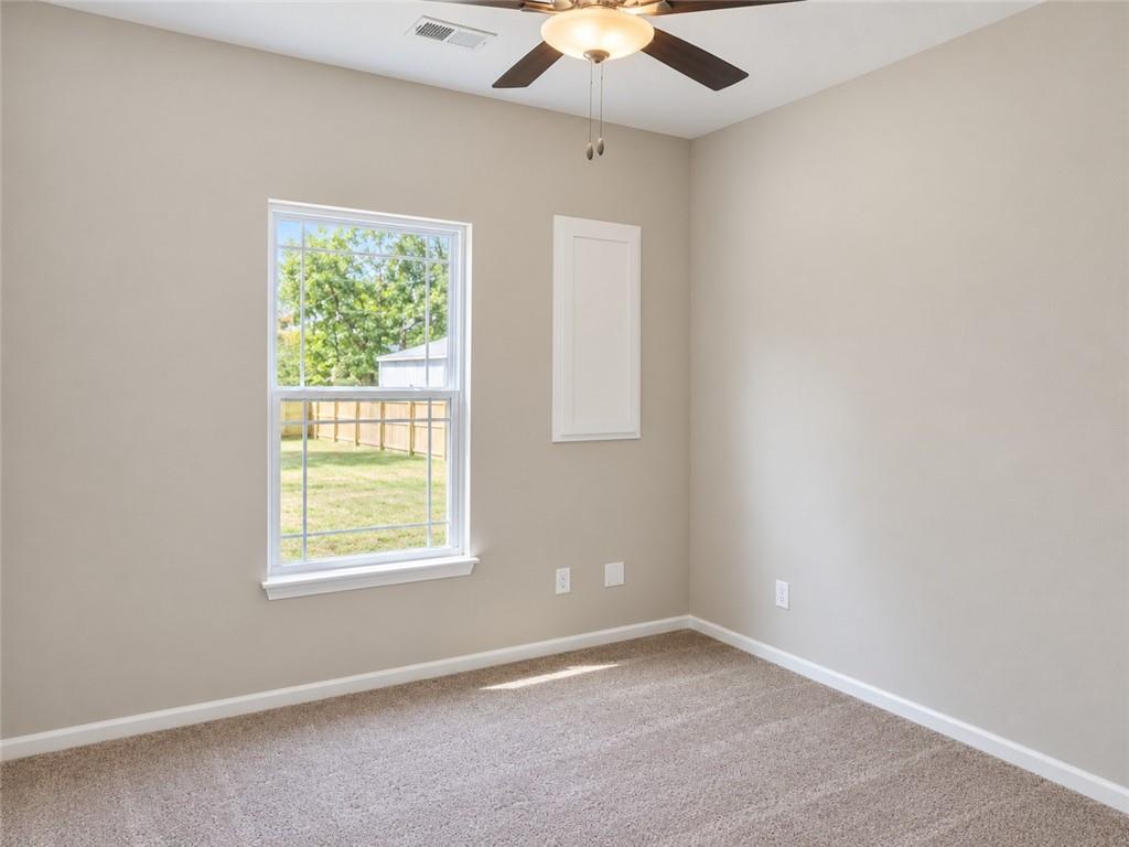 618 N Cedar Street Property Photo 16