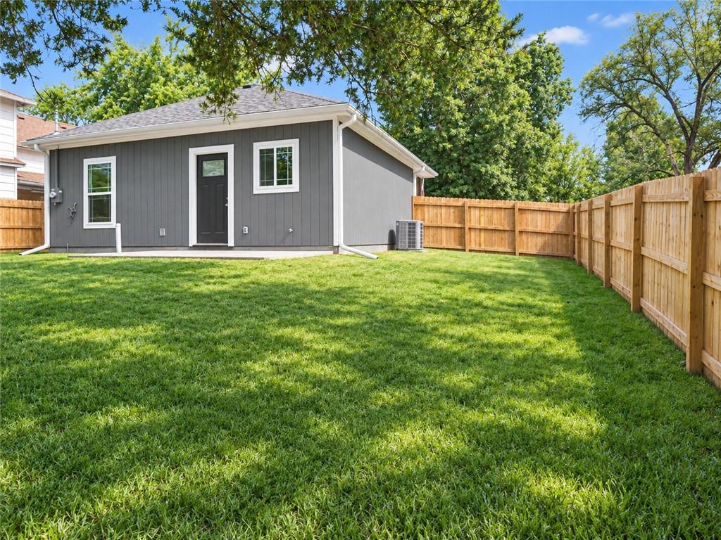 618 N Cedar Street Property Photo 19