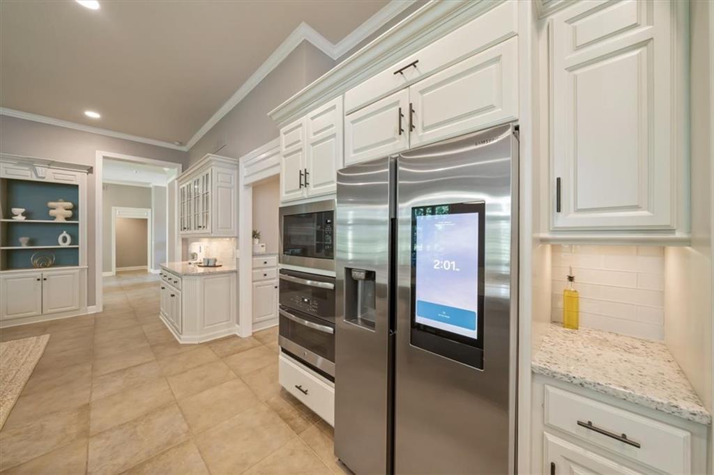 750 Suffolk Lane Property Photo 19