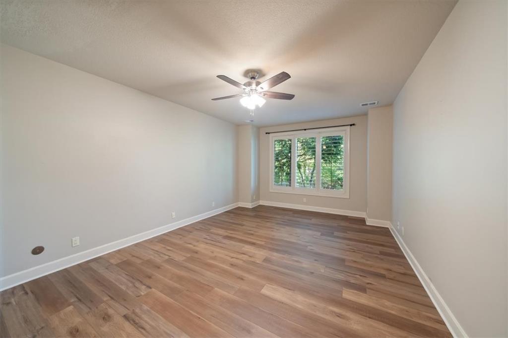 750 Suffolk Lane Property Photo 45