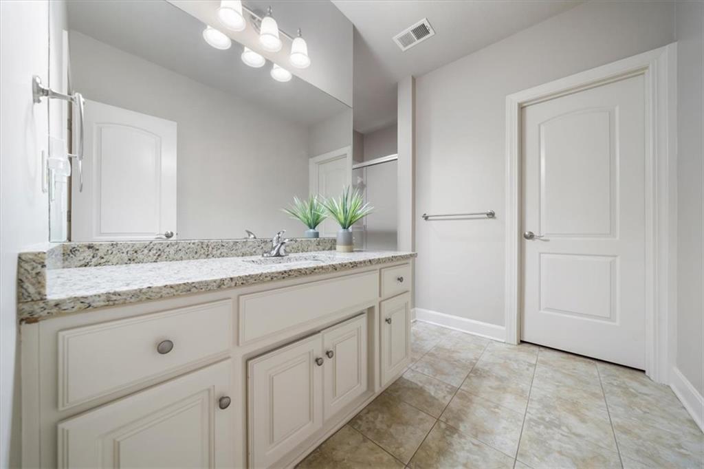 750 Suffolk Lane Property Photo 46