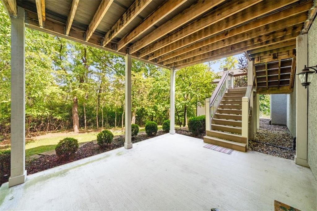 750 Suffolk Lane Property Photo 49