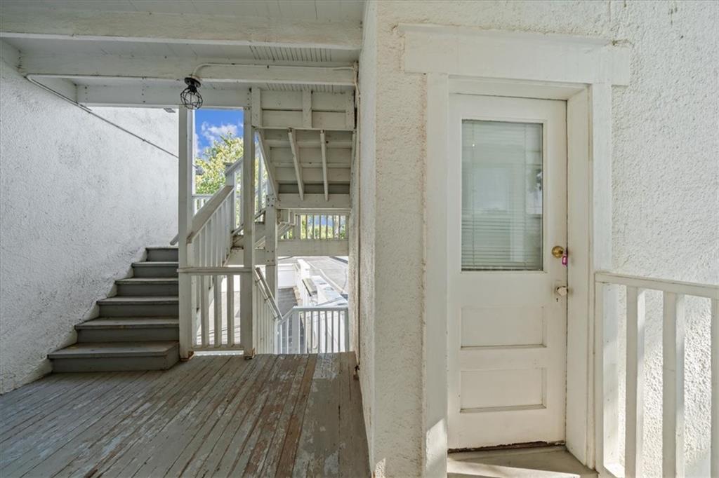 406 E 43rd Street Property Photo 13
