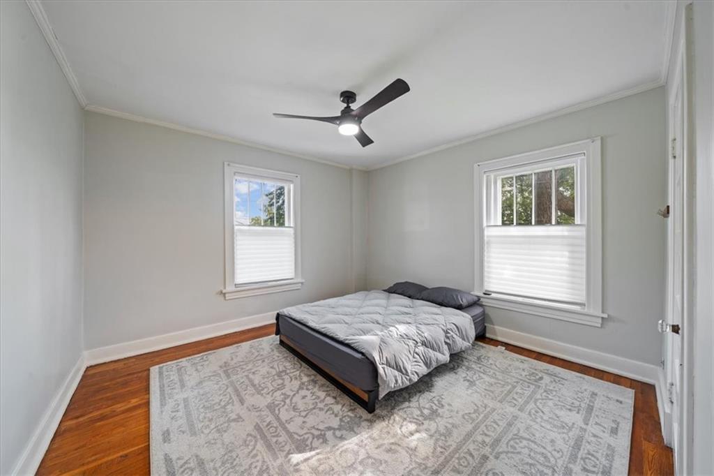 406 E 43rd Street Property Photo 16