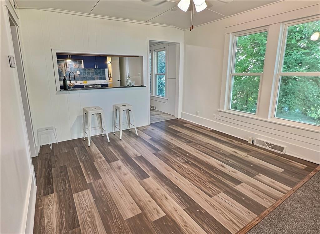 705 N Clay Street Property Photo 3